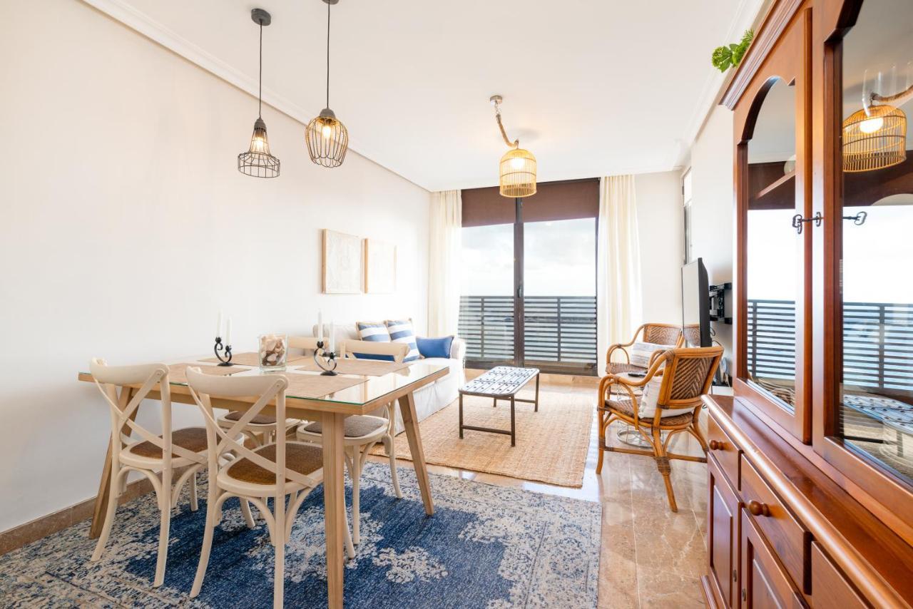 Fee4Me: First Line Luxury Apartment อาร์เรซิเฟ ภายนอก รูปภาพ