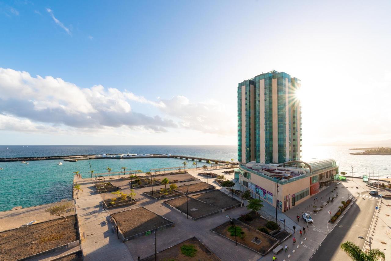 Fee4Me: First Line Luxury Apartment อาร์เรซิเฟ ภายนอก รูปภาพ